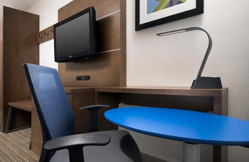 Lawrence Hotel | Holiday Inn Express Andover North - Lawrence by IHG