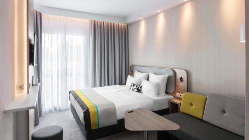 Oberbilk Hotel | Holiday Inn Express Düsseldorf - Hauptbahnhof by IHG