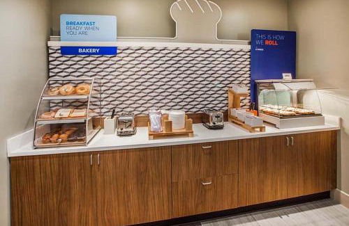 Florence Hotel | Holiday Inn Express Florence Northeast by IHG