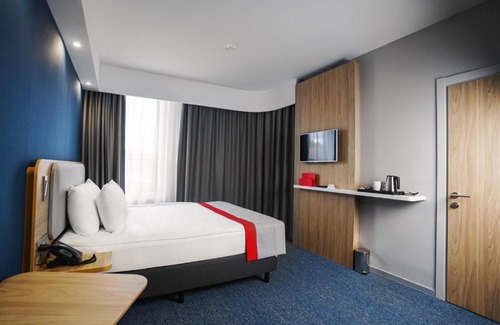 Yurlovo Hotel | Holiday Inn Express Moscow - Khimki Go Park, an IHG Hotel