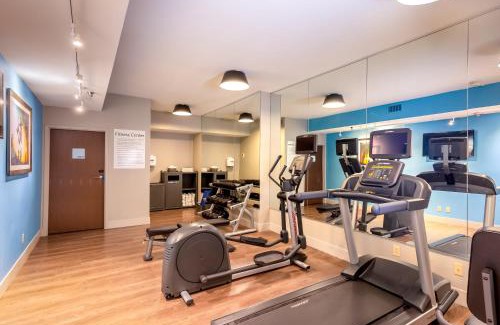 Orange Beach Resort | Holiday Inn Express Orange Beach - On The Beach by IHG