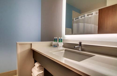 Summerville Hotel | Holiday Inn Express & Suites Summerville by IHG
