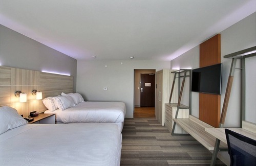 Oak Creek Hotel | Holiday Inn Express Sedona by IHG