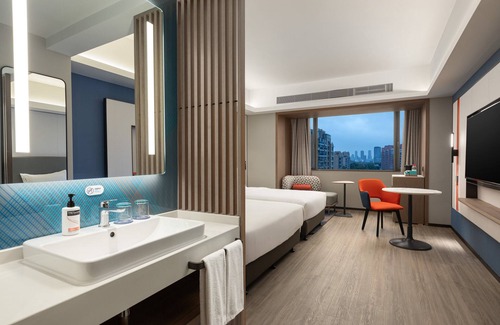 Minhang Hotel | Holiday Inn Express Shanghai Gumei by IHG