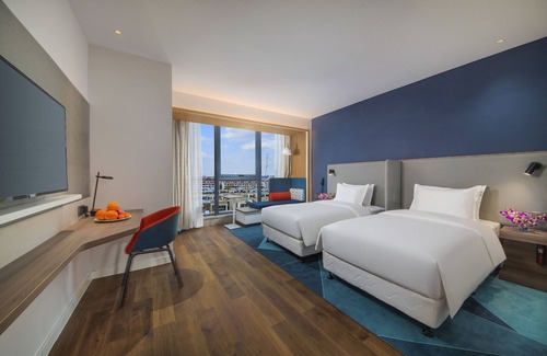 Xuhui Hotel | Holiday Inn Express Shanghai Xuhui Binjiang by IHG