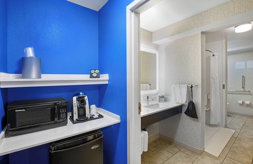 Locust Grove Hotel | Holiday Inn Express & Suites Locust Grove by IHG