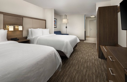 Olive Branch Hotel | Holiday Inn Express & Suites Olive Branch by IHG