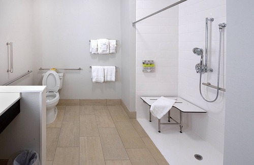 Wentzville Hotel | Holiday Inn Express & Suites Wentzville St Louis West by IHG