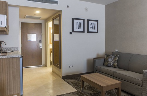 Chihuahua Hotel | Holiday Inn Express & Suites Chihuahua Juventud by IHG