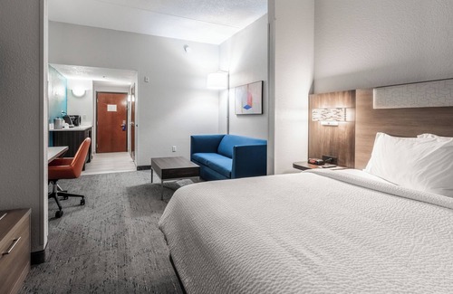 Deltona Lakes Hotel | Holiday Inn Express & Suites Orange City - Deltona by IHG