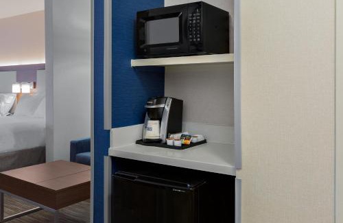 Chico Hotel | Holiday Inn Express & Suites Chico by IHG