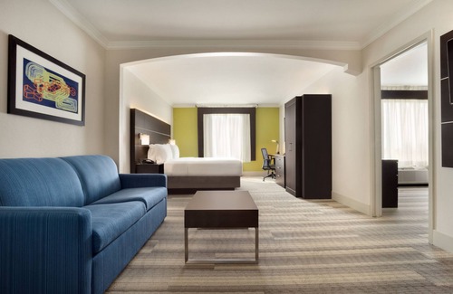 Allen Hotel | Holiday Inn Express & Suites Dallas NE - Allen by IHG