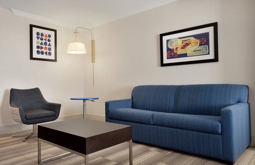 Allen Hotel | Holiday Inn Express & Suites Dallas NE - Allen by IHG