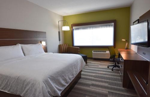 Southeast Orlando Hotel | Holiday Inn Express & Suites - Orlando - Southeast by IHG