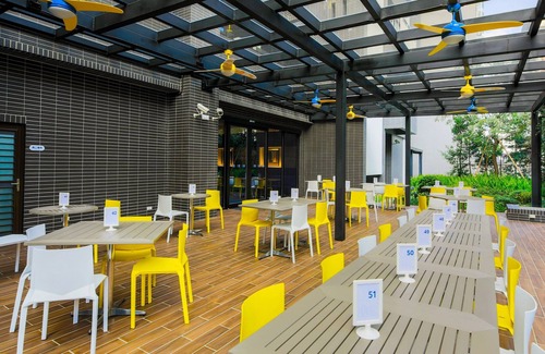 Xitun District Hotel | Holiday Inn Express Taichung Fengchia, an IHG Hotel