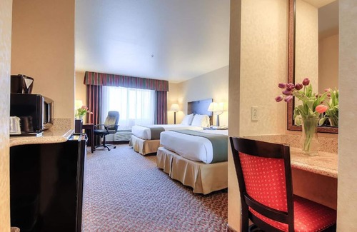 Temecula Hotel | Holiday Inn Express Temecula by IHG