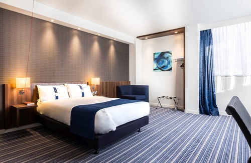 Wakefield Hotel | Holiday Inn Express Wakefield by IHG