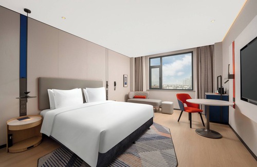 Jinshui District Hotel | Holiday Inn Express Zhengzhou Nongye Road by IHG