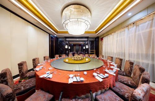 Zhengzhou Hotel | Holiday Inn Express Zhengzhou Airport by IHG