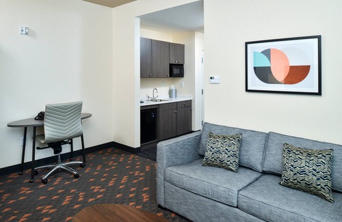 Fort Worth Hotel | Holiday Inn Fort Worth - Alliance by IHG