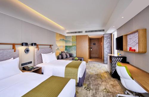 Baiyun Hotel | Holiday Inn Guangzhou South Lake hotel - Canton Fair free shuttle bus