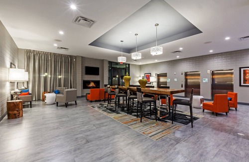 Humble Hotel | Holiday Inn Houston NE - Bush Airport Area by IHG