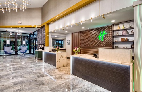 Downtown Kansas City Hotel | Holiday Inn Kansas City - Downtown by IHG