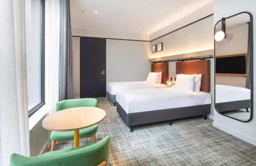 Melbourne Central Business District Hotel | Holiday Inn Melbourne Bourke Street Mall by IHG