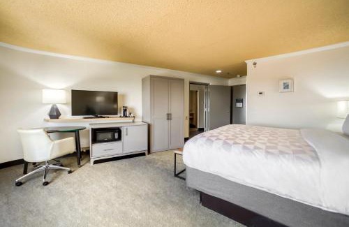 Central Business District Hotel | Holiday Inn Mobile Downtown Historic District by IHG