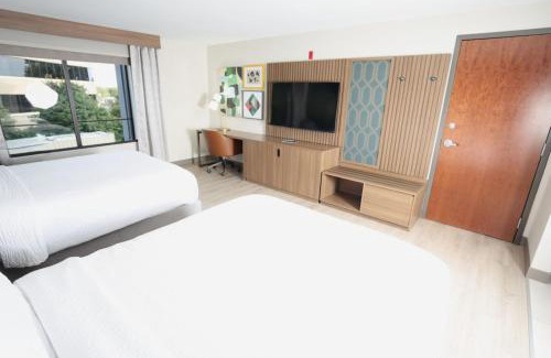 Fairview Heights Hotel | Holiday Inn Saint Louis-Fairview Heights by IHG
