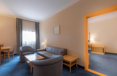 Yanbu Hotel | Holiday Inn Yanbu by IHG