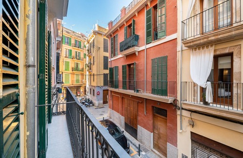 Old Town Apartment | HOLIDAY PALMA APARTMENT 1