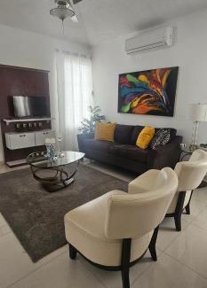 Levittown House | Holiday Retreat with Private Pool and Amazing Views