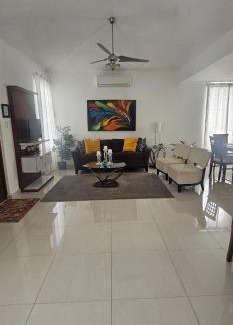 Levittown House | Holiday Retreat with Private Pool and Amazing Views