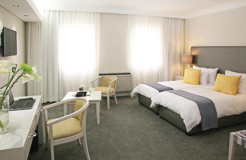 Cape Town City Centre Hotel | Hollow on the Square City Hotel