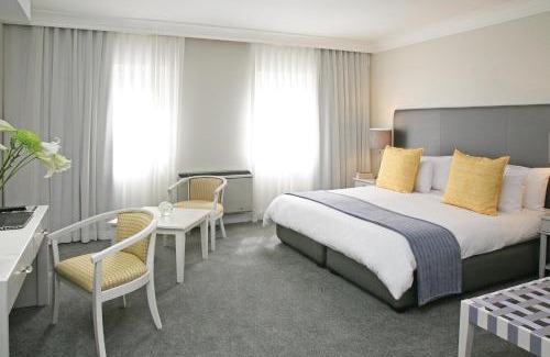 Cape Town City Centre Hotel | Hollow on the Square City Hotel