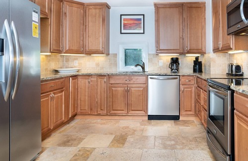 Wulfert House | Holly House