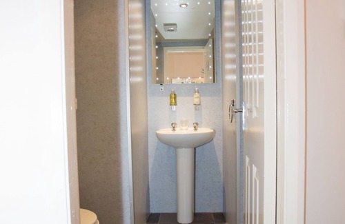 Windermere Bed & Breakfast | Holly Lodge Guest House