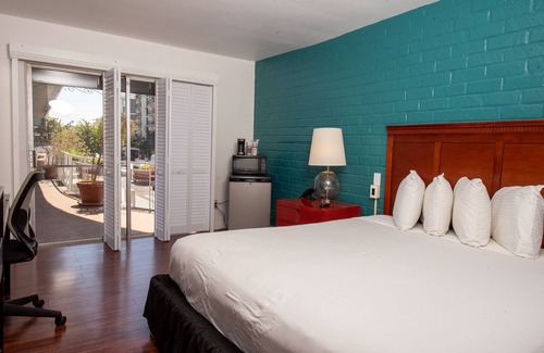 Little Armenia Hotel | Hollywood Downtowner
