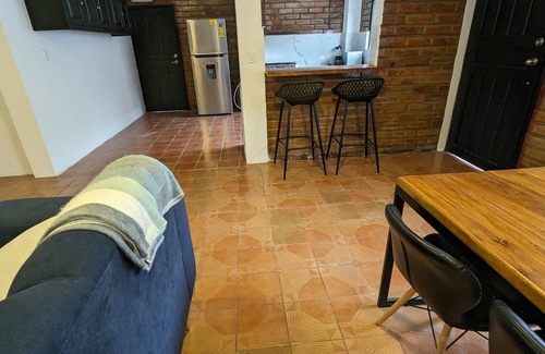 Banos de Agua Santa Villa | HolyBaños Cozy villa in Baños Ecuador. For families & friends w/hot tub