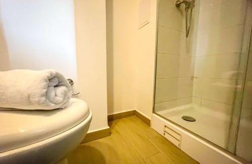 Downtown Santiago Apartment | HOM I Depto 1D1B con Parking Cerca del Movistar Arena