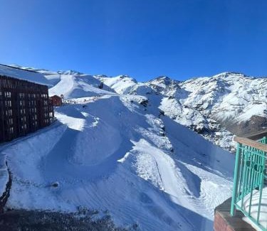 Valle Nevado Apartment | HOM I Edif Mirador del Inca Valle Nevado Piscina 10PAX