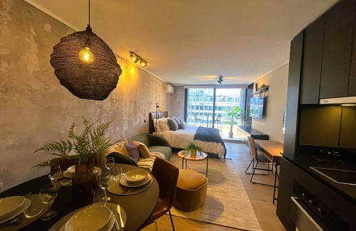 Vitacura Apartment | HOM I Las Condes: Confort, Ubicación, Conectividad