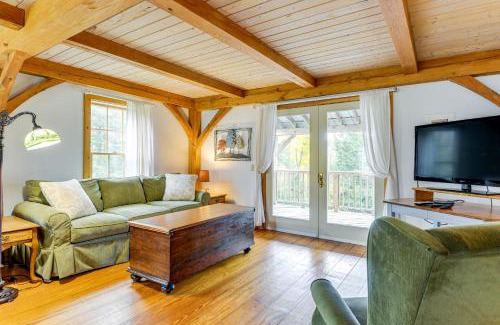 Whitingham House | Home 15 Mi to Berkshire East and Mount Snow!
