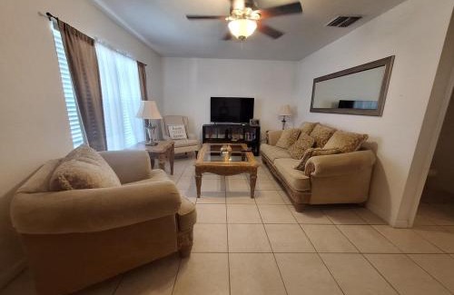 Englewood East House | Home 3 beds 1 full bath 1 half bath Port Charlotte near beach