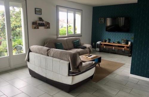 Spay House | Home 5km circuit 24 hours of Le Mans, motoGP, 6 beds