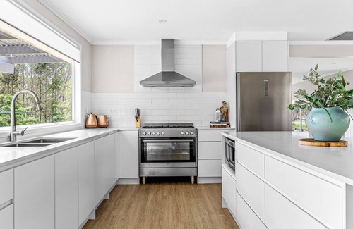 Tomerong House | Home among the Gum Trees" - 10 mins to Vincentia