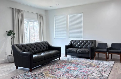 Duncan House | Home away from home in Duncan