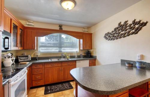 Brentwood Park House | Home Away from Home Daytona 3 Bedroom