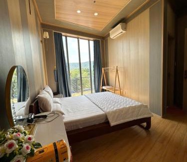 Cua Duong Hotel | Home Coffee shop Tỷ Uyên
